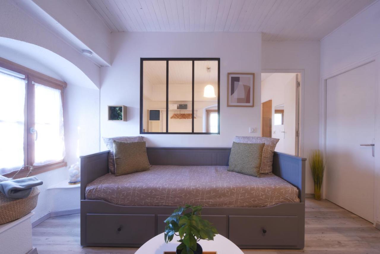 & Entre 2 Lacs / Montfort Apartment *